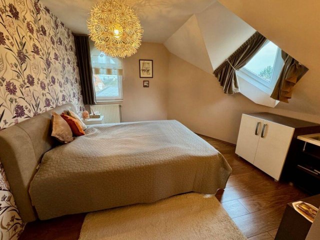 Eladó családi ház, Székesfehérvárott 140 M Ft, 4 szobás