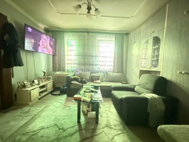 Eladó családi ház, Budapesten, IV. kerületben 38 M Ft, 2 szobás