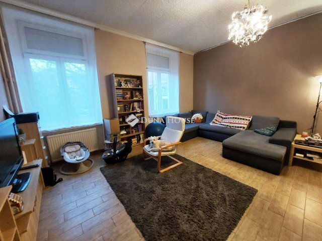 Eladó téglalakás, Sopronban 79.9 M Ft, 4 szobás