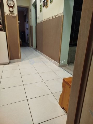Eladó panellakás, Budapesten, XV. kerületben 77 M Ft, 4 szobás
