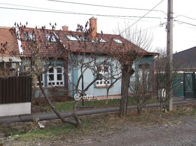 Eladó családi ház, Gyöngyösön 47.9 M Ft, 4+2 szobás