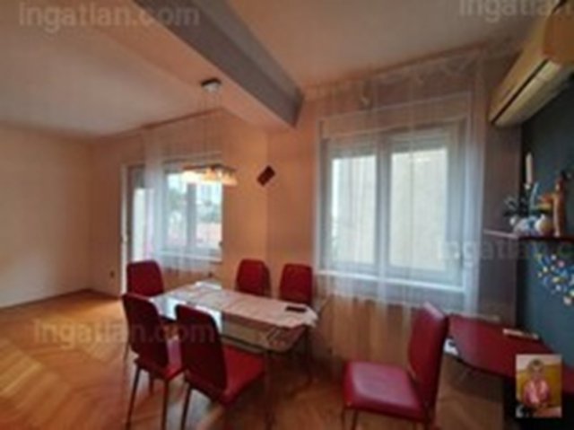 Kiadó téglalakás, albérlet, Pécsett 150 E Ft / hó, 1+1 szobás