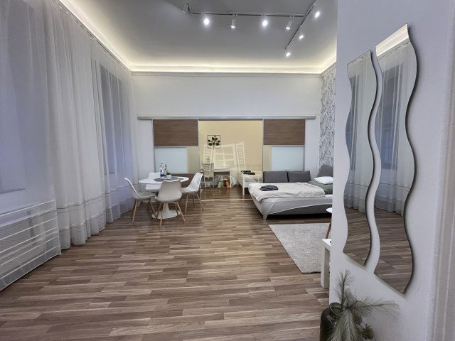 Eladó téglalakás, Budapesten, V. kerületben 85 M Ft, 2 szobás