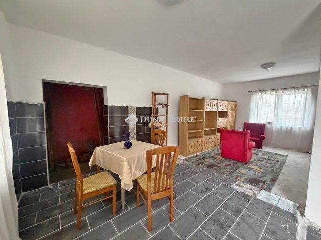 Eladó családi ház, Zákányszéken 32 M Ft, 3 szobás