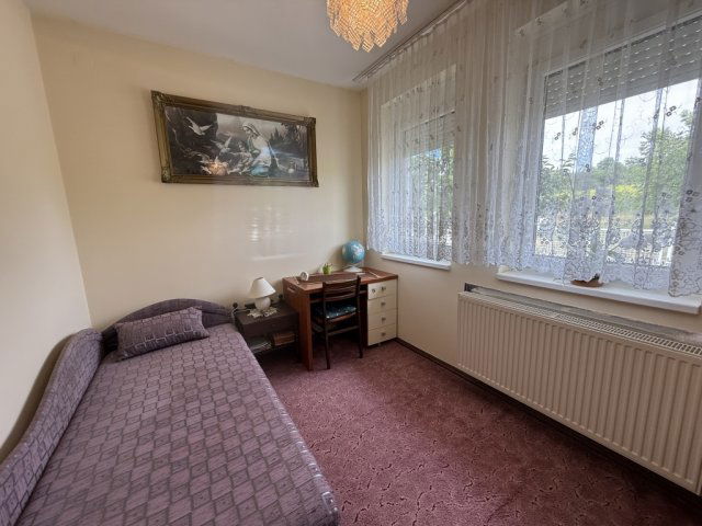 Eladó családi ház, Pécsett 115 M Ft, 3 szobás