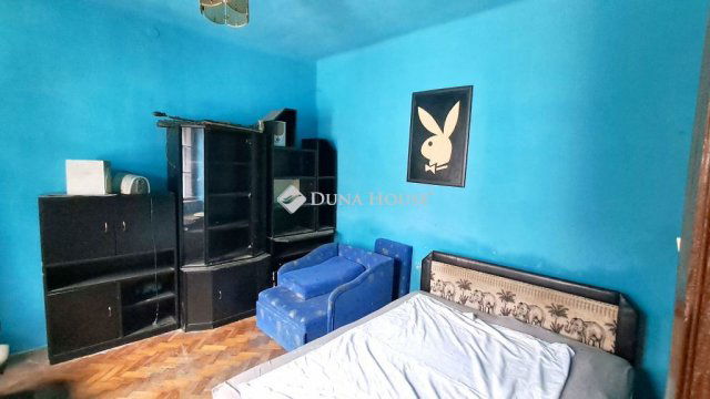 Eladó téglalakás, Szombathelyen, Szigligeti Ede utcában 11.5 M Ft