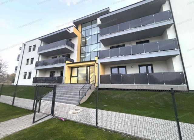 Kiadó téglalakás, albérlet, Tatán 280 E Ft / hó, 2 szobás