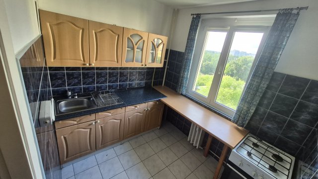 Kiadó panellakás, albérlet, Szegeden 160 E Ft / hó, 1+2 szobás