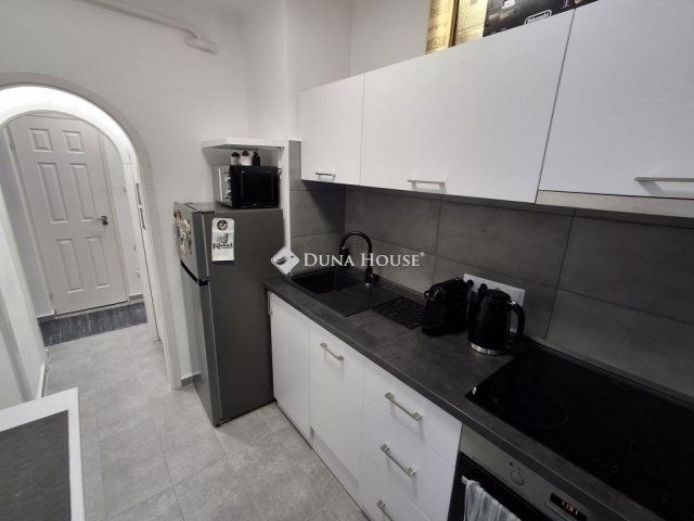 Eladó téglalakás, Budapesten, XVIII. kerületben 69.9 M Ft