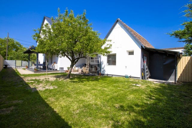 Eladó családi ház, Budapesten, XVI. kerületben 182.99 M Ft