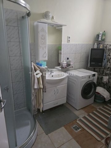 Eladó családi ház, Erdőtelken 20 M Ft, 3 szobás