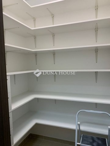 Eladó téglalakás, Budapesten, XIV. kerületben 158.75 M Ft