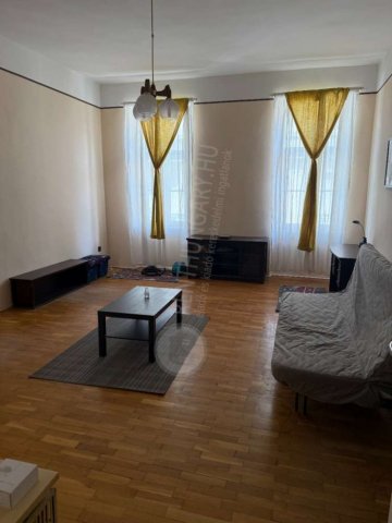 Kiadó téglalakás, albérlet, VIII. kerületben, Szentkirályi utcában