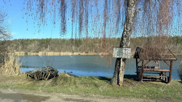 Eladó nyaraló, Gombán 34.5 M Ft, 2 szobás / költözzbe.hu