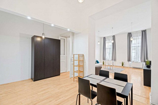 Kiadó téglalakás, albérlet, VII. kerületben, Péterfy Sándor utcában