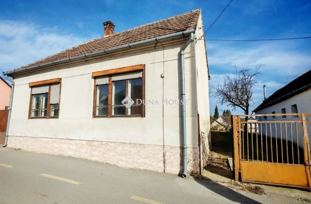 Eladó családi ház, Csurgón 13.9 M Ft, 3 szobás