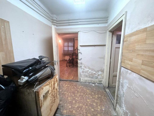 Eladó családi ház, Budapesten, X. kerületben 88 M Ft, 7 szobás
