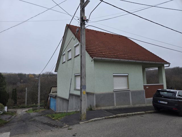 Eladó családi ház, Miskolcon 58.99 M Ft, 4 szobás