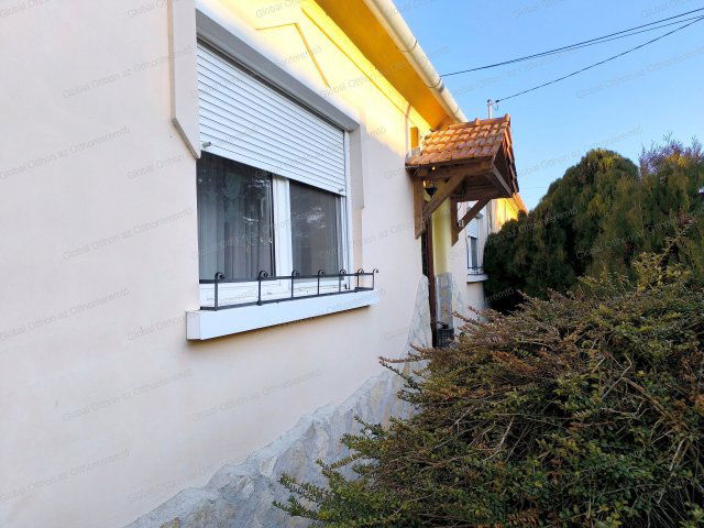 Eladó családi ház, Mosonmagyaróváron 68.5 M Ft