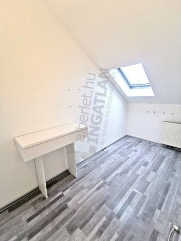 Eladó téglalakás, Budapesten, XIII. kerületben, Csángó utcában