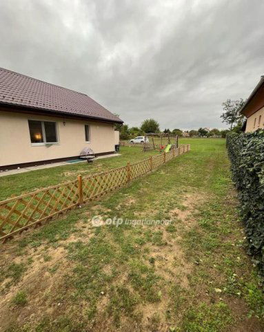 Eladó családi ház, Inárcson 78.9 M Ft, 3 szobás