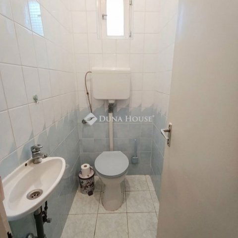 Eladó családi ház, Sándorfalván 110 M Ft, 4 szobás