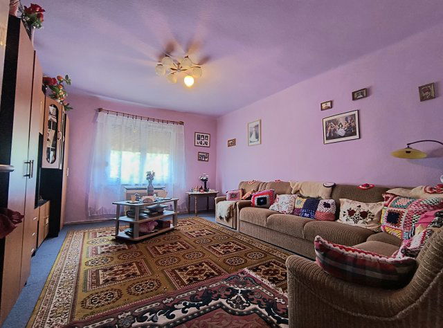 Eladó családi ház, Kállósemjénen 36.9 M Ft, 3 szobás