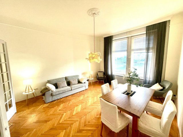 Kiadó téglalakás, albérlet, Budapesten, V. kerületben, 4 szobás