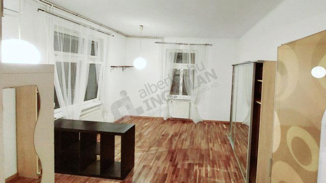Kiadó téglalakás, albérlet, XX. kerületben, Mikszáth utcában