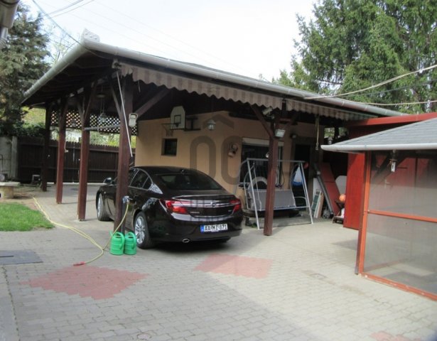 Eladó családi ház, Érden 260 M Ft, 7 szobás