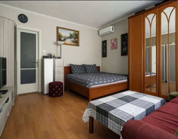 Eladó téglalakás, Keszthelyen 52.999 M Ft, 1+2 szobás