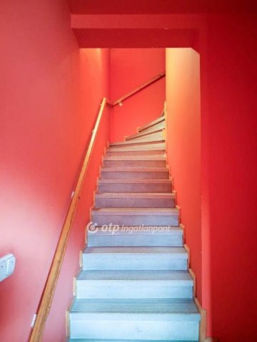 Eladó családi ház, Győrött 149.98 M Ft, 5 szobás