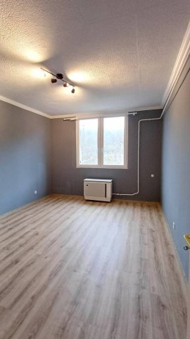 Eladó téglalakás, Salgótarjánban, Acélgyári úton 9.49 M Ft