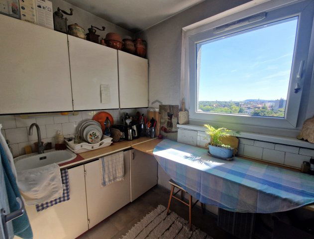 Eladó panellakás, Budapesten, III. kerületben 79.9 M Ft, 3 szobás