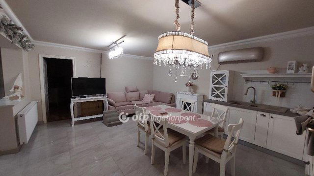 Eladó családi ház, Kisújszálláson 35 M Ft, 3 szobás