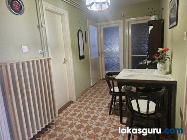 Eladó családi ház, Zalaegerszegen 75 M Ft, 5 szobás