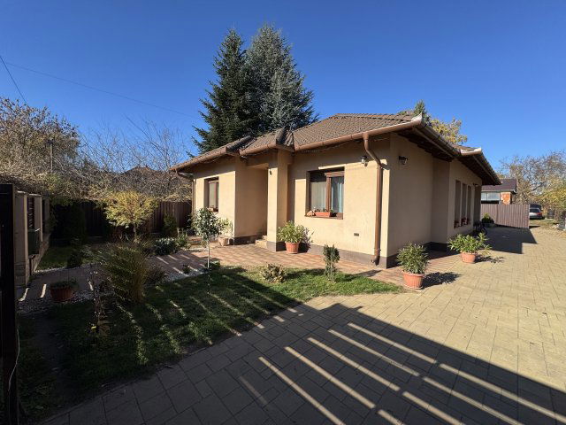 Eladó családi ház, Bocskaikerten 119 M Ft, 3 szobás