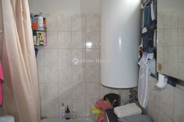 Eladó családi ház, Debrecenben 85 M Ft, 5 szobás