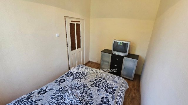 Eladó nyaraló, Mezőkövesden 25 M Ft, 2+2 szobás