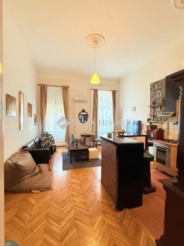 Eladó téglalakás, Budapesten, VI. kerületben 99 M Ft, 3 szobás