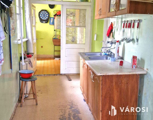 Eladó családi ház, Szeghalmon 18.5 M Ft, 3 szobás