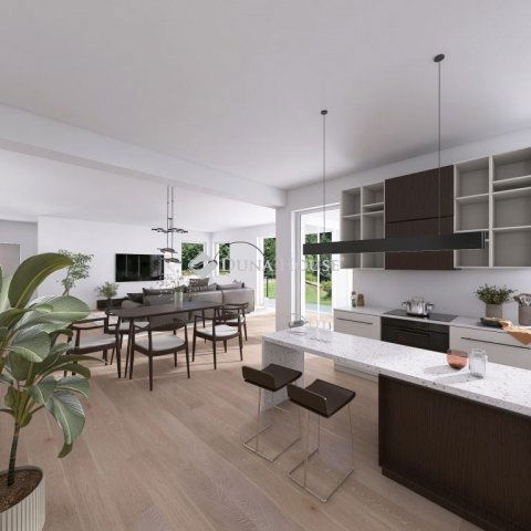 Eladó családi ház, Pócsmegyeren 149 M Ft, 5 szobás