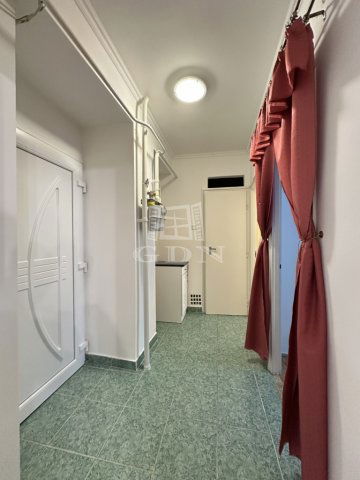 Kiadó téglalakás, albérlet, Székesfehérvárott 135 E Ft / hó