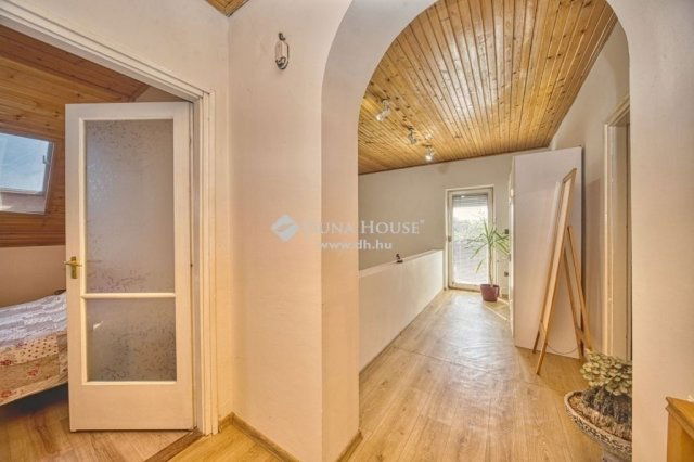 Eladó családi ház, Budapesten, XVIII. kerületben 94.9 M Ft
