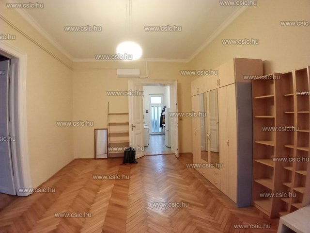 Eladó téglalakás, Budapesten, VII. kerületben 80.5 M Ft