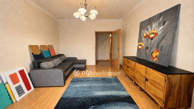 Eladó téglalakás, Egerben 59 M Ft, 2 szobás