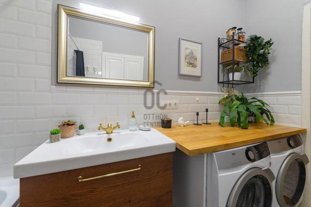 Eladó téglalakás, Budapesten, XII. kerületben 169.9 M Ft