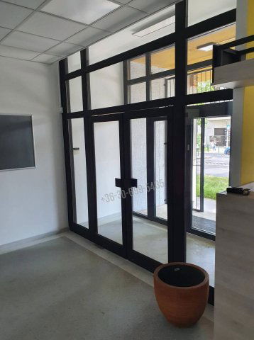 Eladó iroda, Budapesten, IX. kerületben 439.6 M Ft, 18 szobás