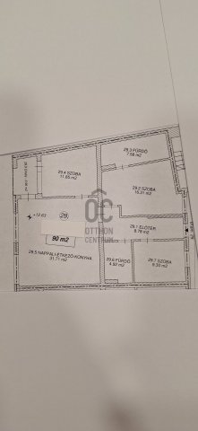 Eladó téglalakás, Szolnokon 103.5 M Ft, 4 szobás