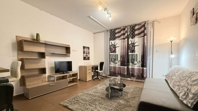 Kiadó téglalakás, albérlet, Debrecenben 260 E Ft / hó, 2 szobás